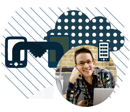 NicomIT image of tech worker smiling at camera